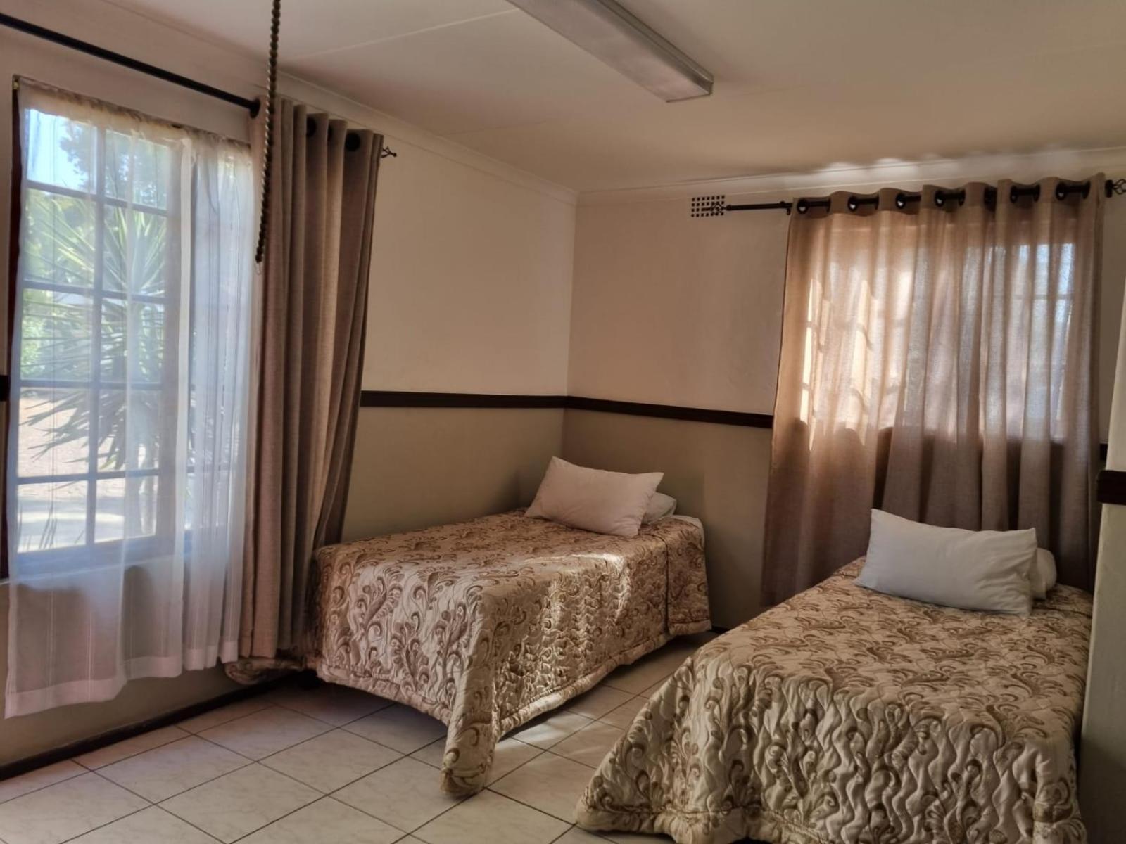 Airport Inn Bed And Breakfast Kempton Park Extérieur photo